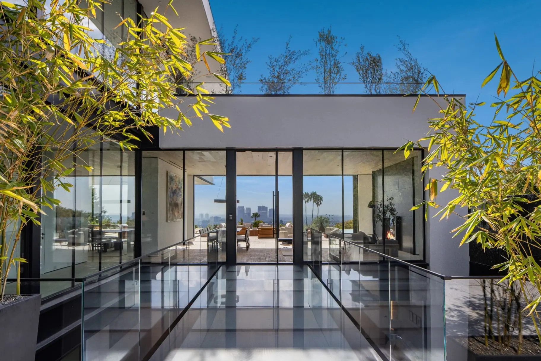 Custom Los Angeles residence built by Valley Vista Builders